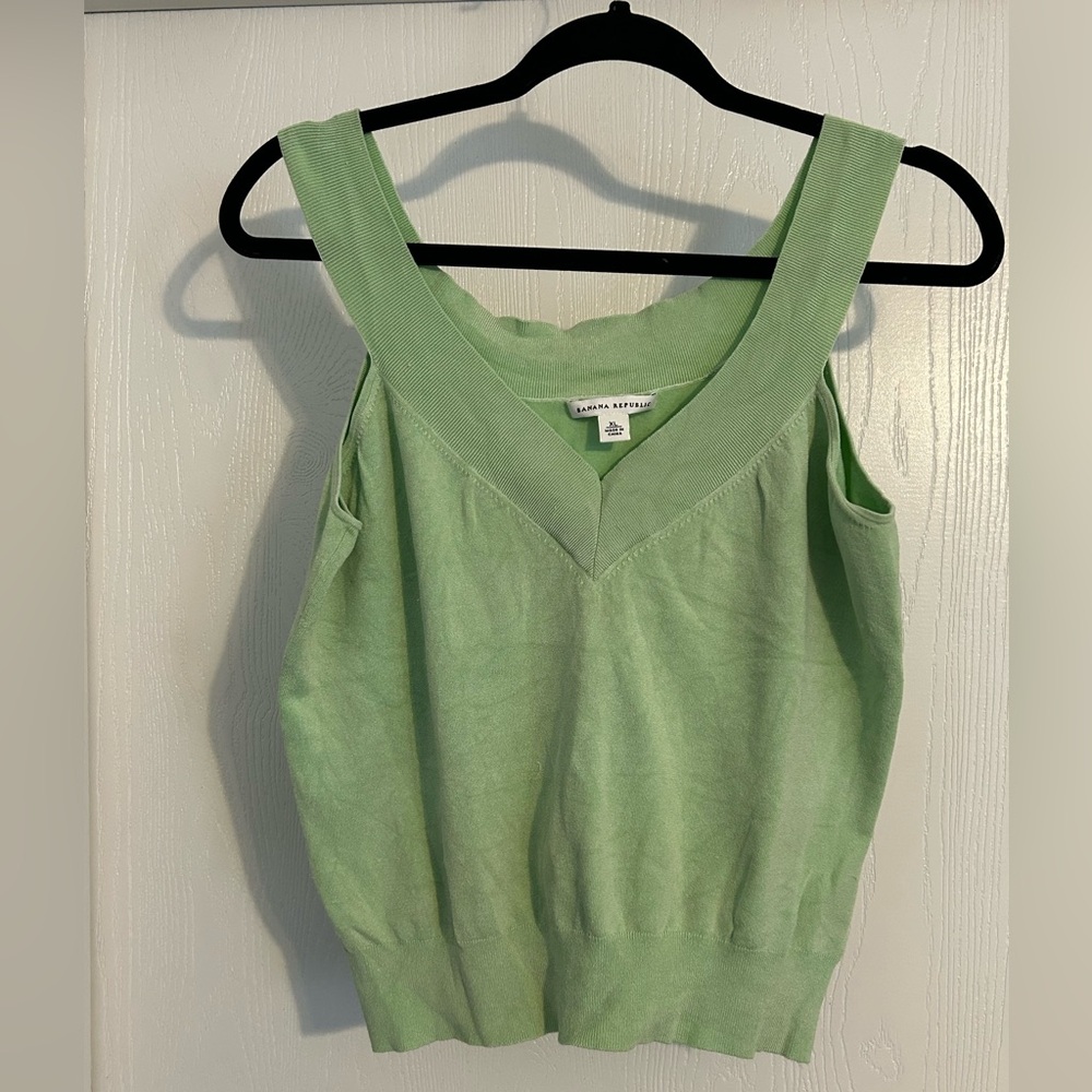 Banana Republic | Light Green Tank Top | Size XL